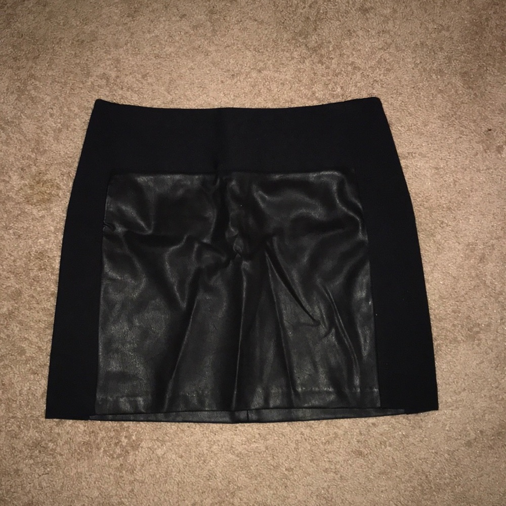 Banana republic mini skirt